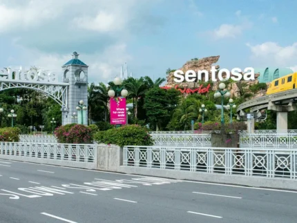 Singapore Highlights with Sentosa Island Tour
